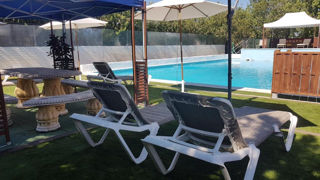 Cortijo San Jose Vila Sevilha Exterior foto